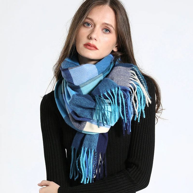 écharpe bleu pour femme