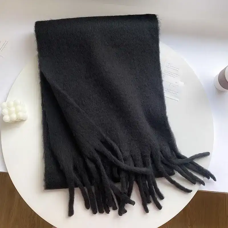 écharpe noire