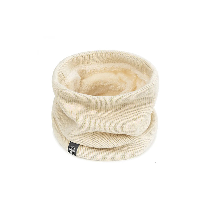 cache cou blanc