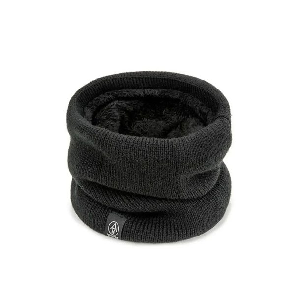 cache cou noir